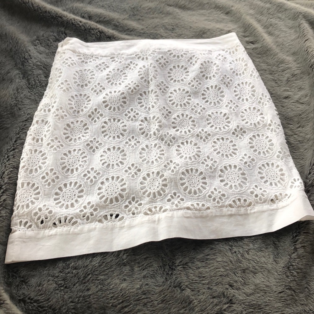 Tommybahama lined  eyelet skirt Condition
